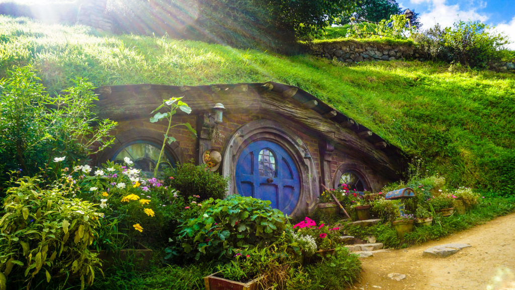 The house of a hobbit in the movie Lord of the Rings. Nice movie to learn languages through
